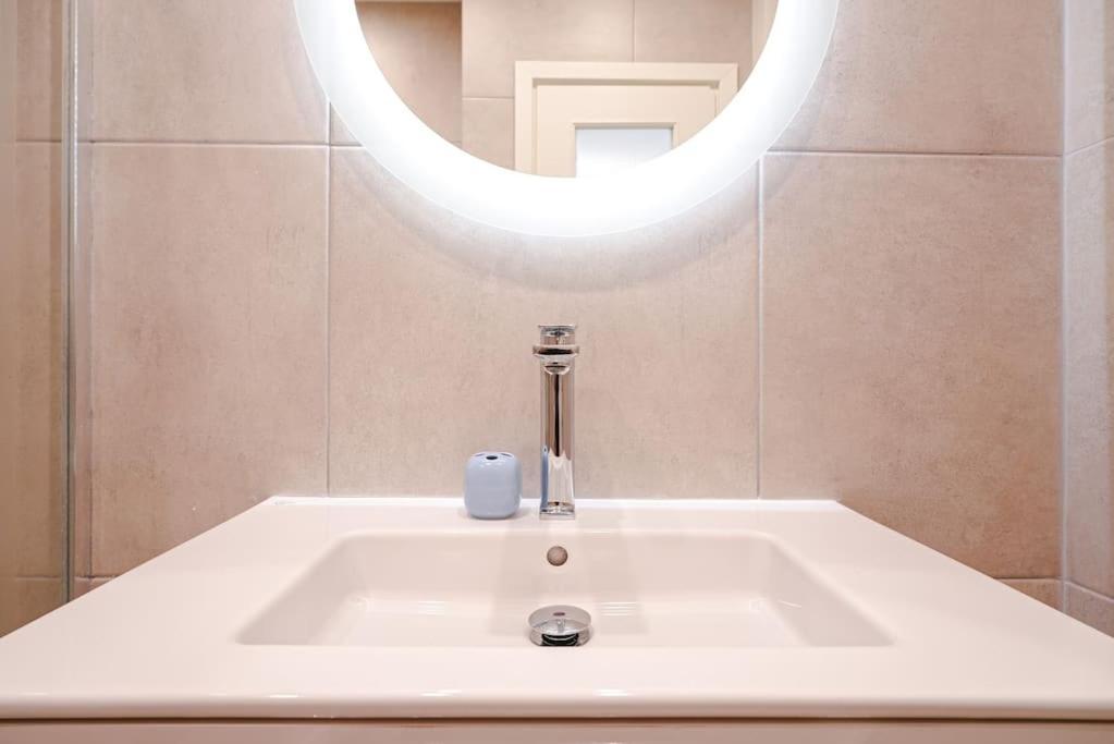 Syntagma Square, 60Sqm Dream Suite Αθήνα Εξωτερικό φωτογραφία